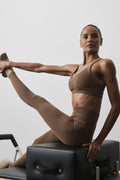 Seamless Two Tone Rib Bra - Java Brown