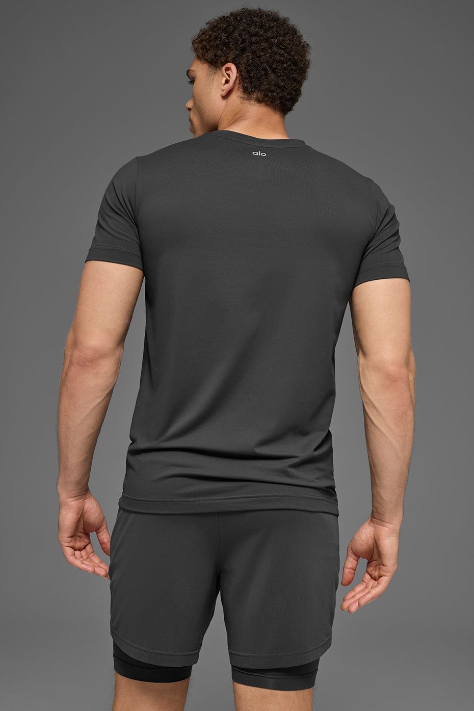 Conquer Reform Crewneck Short Sleeve - Anthracite