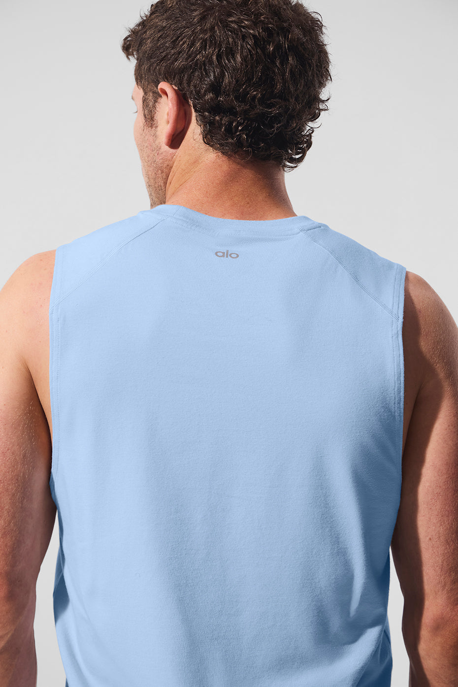 ALO Vapor Muscle Tank - Seashell Blue