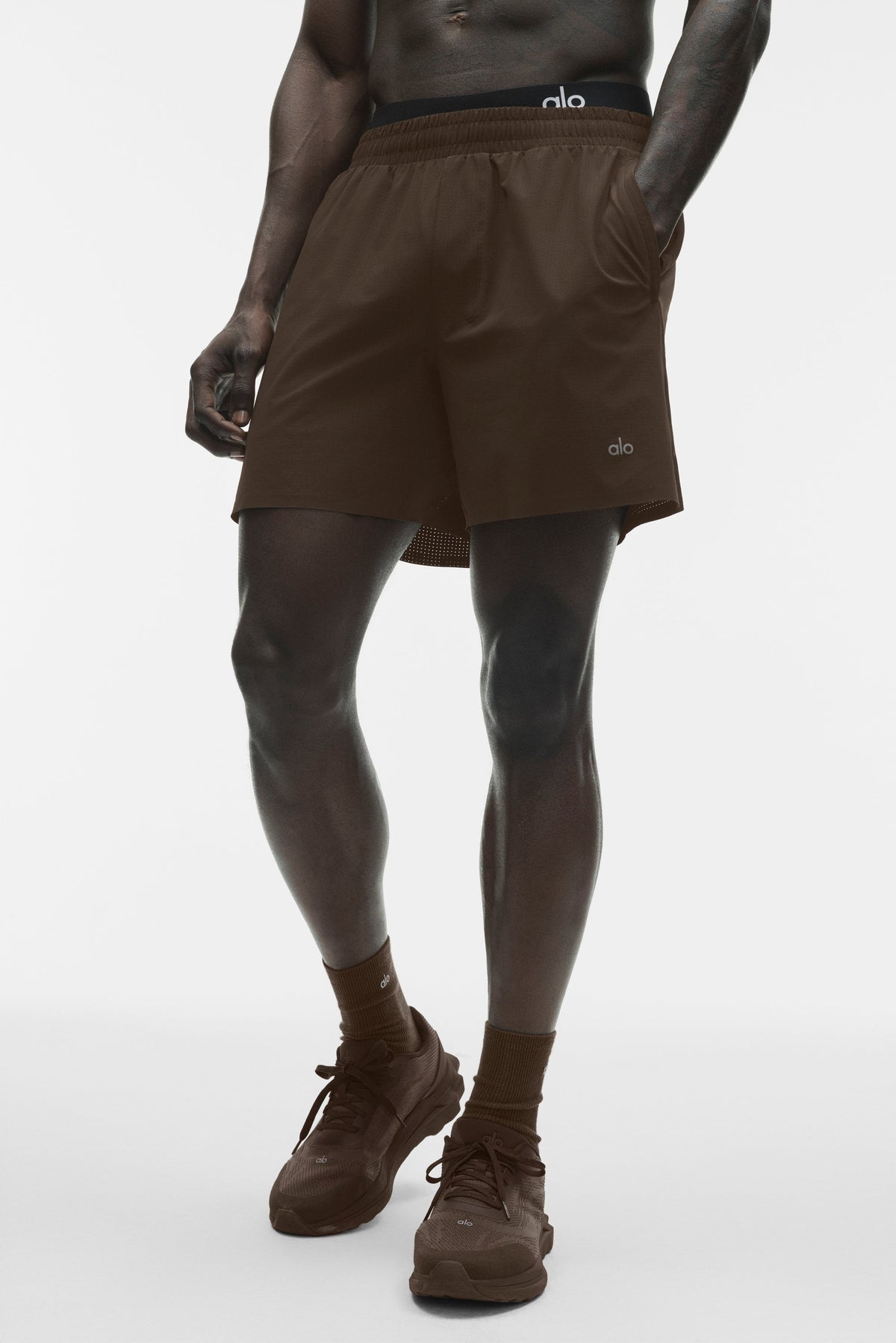 5" Traction Running Short - Espresso